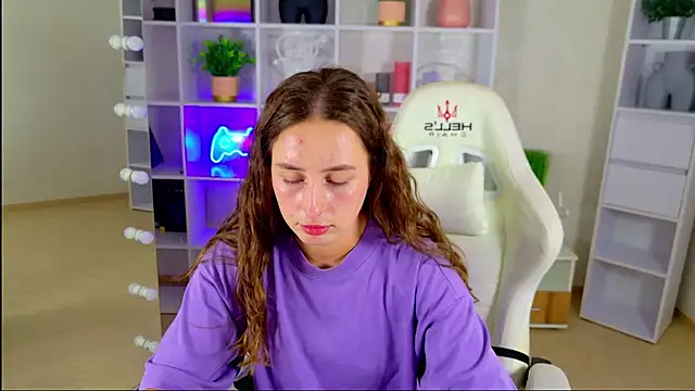Онлайн чат XXX NadinnL