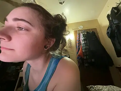 Pokazy przed kamerką – Snowbunnycake_131