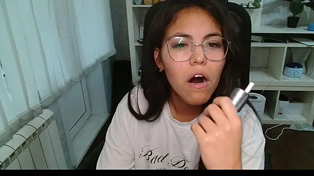 Anda_here লাইভ XXX চ্যাট