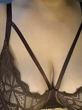 Chatroom XXX en direct de tota_