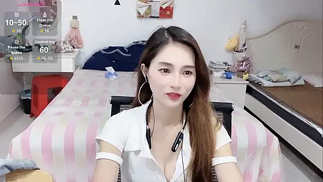 XXX chat uživo modela miaomiao-99