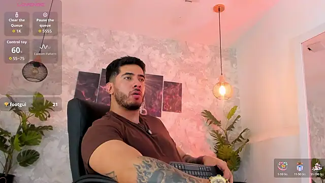 Czat XXX na żywo – Nate_franco