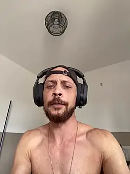 MattMiller28 现场XXX聊天