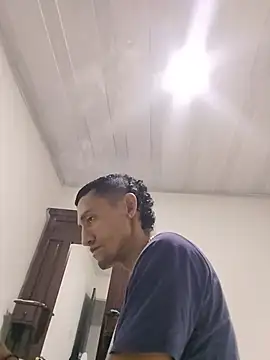 Chat XXX en directo de TuCanero23cm