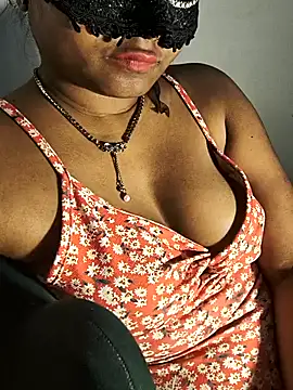 Онлайн чат XXX DIRTYSECRET_QUEEN_07