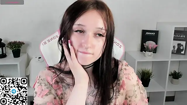Chatroom XXX en direct de Emma-Blissa