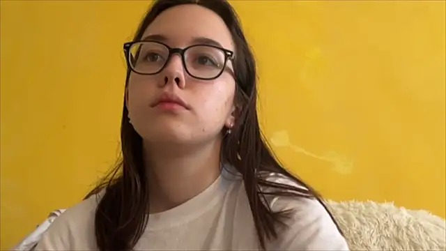 shylilyshyyy – Live XXX-chat