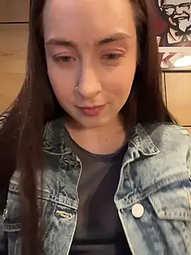 Онлайн чат XXX Holly_Play