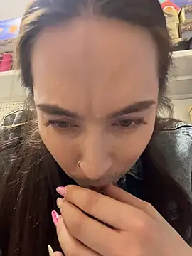 Holly_Play Live XXX Chat