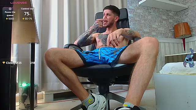 Chatroom XXX en direct de JonahShaw