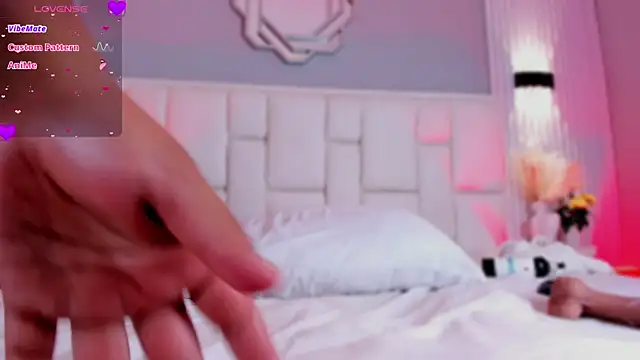 KataThonpson's Live XXX Chat