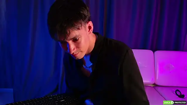 CalvinChapman Live XXX-chat
