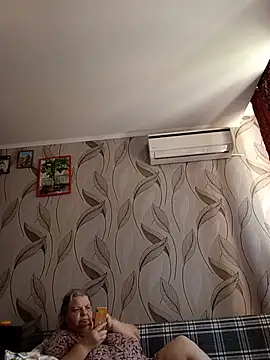 MartaMia68's Live XXX Chat