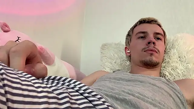 Chat XXX en directo de Jeremy1Scott