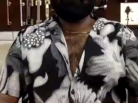 دردشة naughtydaddyy الجنسية المباشرة