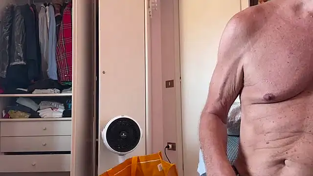 Czat XXX na żywo – PierPesaroX