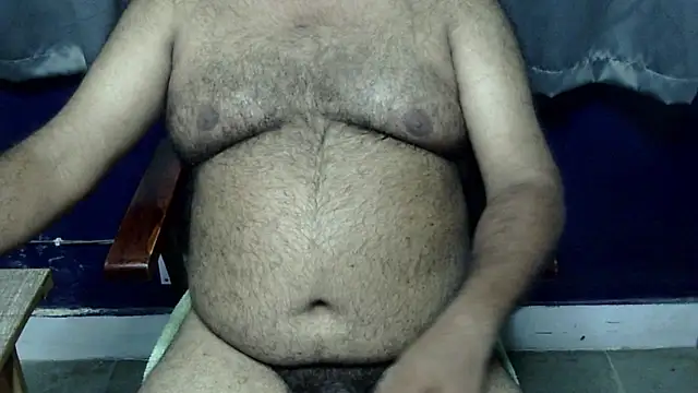 XXX chat uživo modela hairysubcub_70