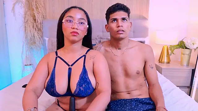 RoseAndDominic Live XXX Chat