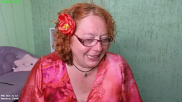 Chat XXX en directo de Fara_Flutte