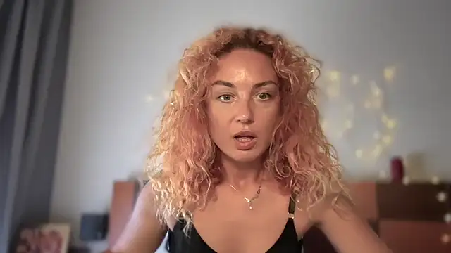 Živý XXX chat Reddgiirl