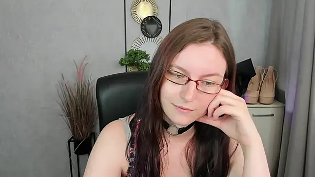 XXX chat uživo modela emmaxDelight