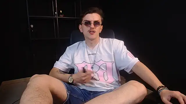 Chat XXX Live FelixStarkk