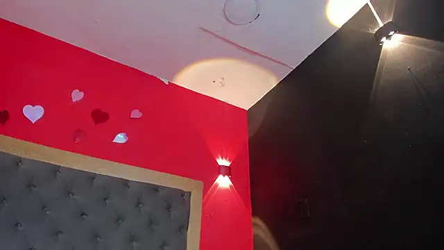 YayaHilton Live XXX-chat