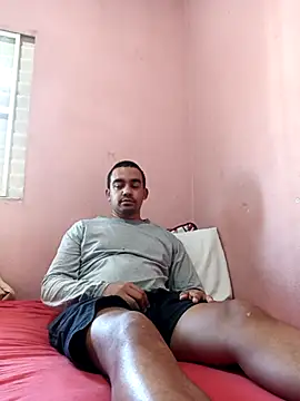 morenogostoso29 Adlı Modelin Canlı XXX Sohbeti
