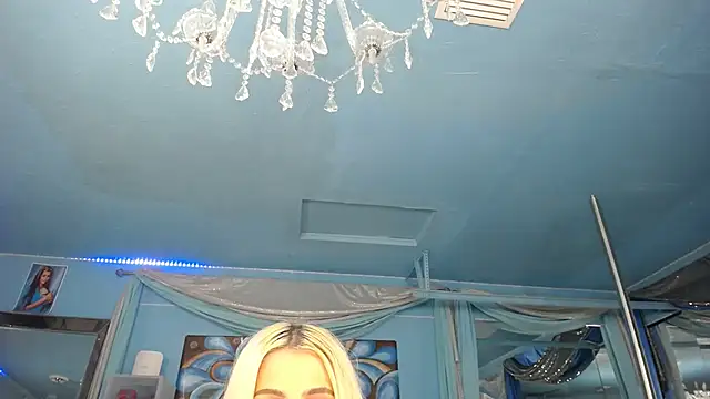 ADRIANNA_FOX Obrolan Langsung XXX