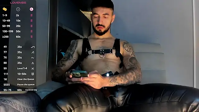 MarkWalker__'s Live XXX Chat