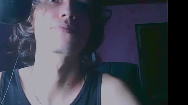 cherryuwu's Live XXX Chat