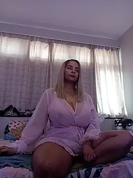 LaReineCleo Live XXX Chat