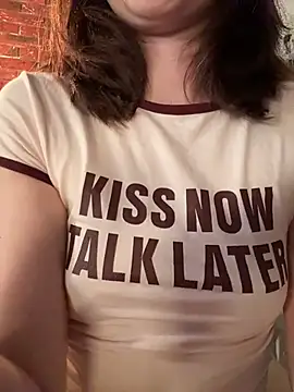 צ'אט XXX בשידור חי של Dina_Tease