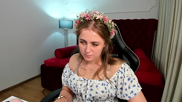 EllaBells' Live XXX Chat