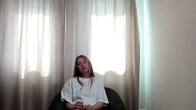 Chatroom XXX en direct de AdelaidaAskvig