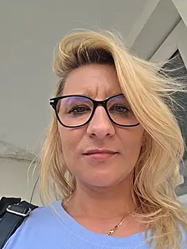 KaylinJan's Live XXX Chat