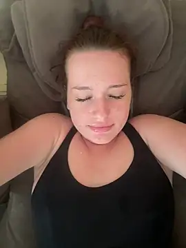 XXX chat uživo modela LisaElfy