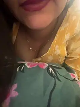_chitranshi Adlı Modelin Canlı XXX Sohbeti