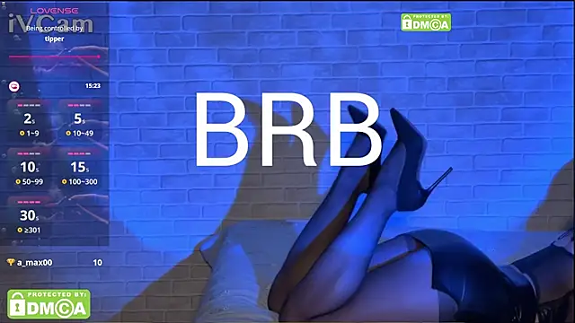 Chat +18 de Monica_Everly ao vivo