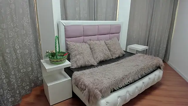 gaby_trent live XXX chat