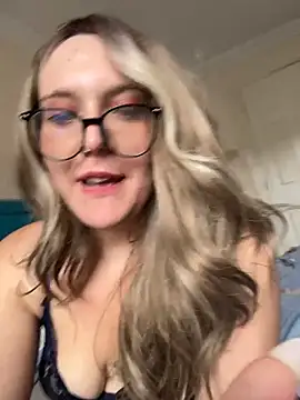 silvercurved Live XXX-Chat