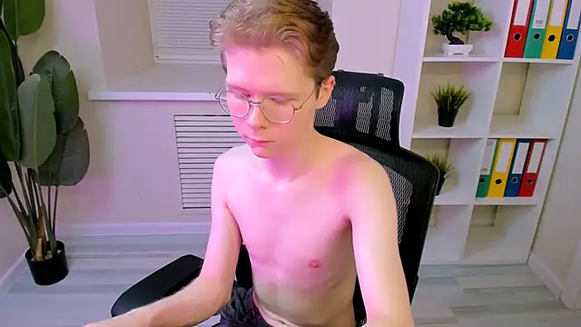 DanielSanders Chat XXX live