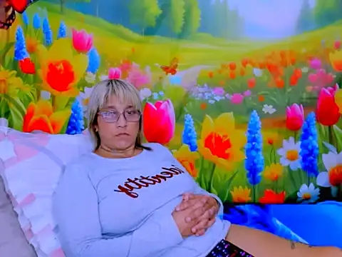 indianroxy élő XXX-chatje