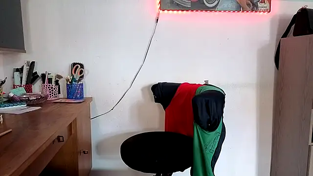 XXX chat uživo modela BlueVelvetBat