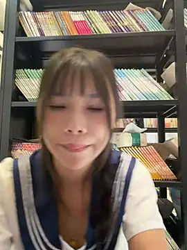 Fire-18's Live XXX Chat