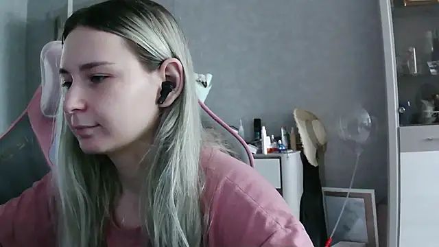 VladaLevine's Live XXX Chat