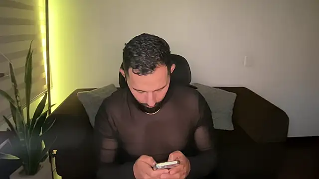 Chatroom XXX en direct de Rob_fab
