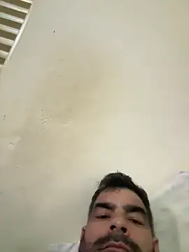 Tacoblindado10's Live XXX Chat