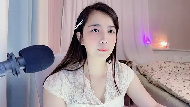 Chat +18 de amy-6668 ao vivo