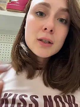 Dina_Tease Chat XXX live